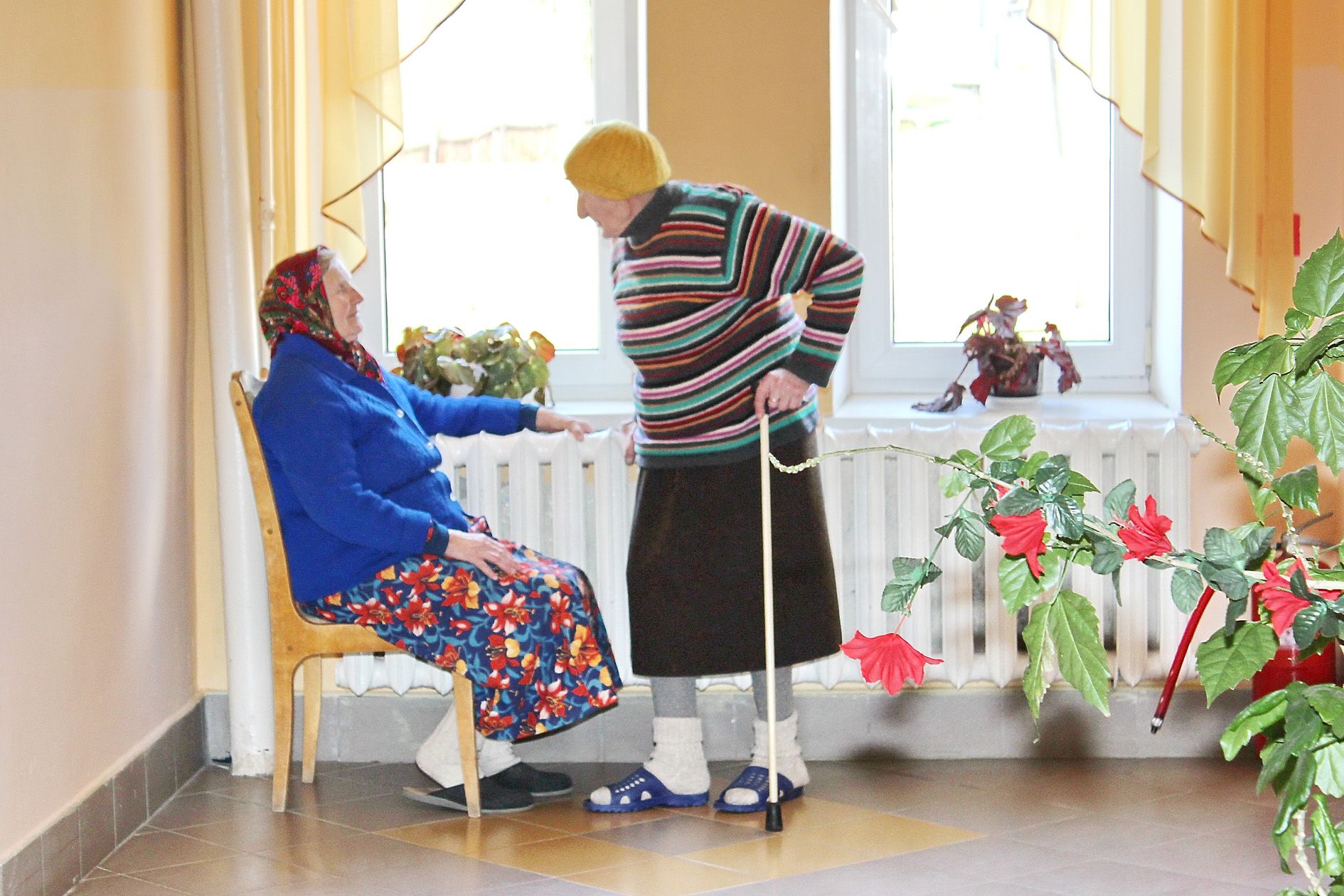 Интернат для стариков. Дом интернат для престарелых и инвалидов в России. Дом-интернат для престарелых и инвалидов интерьер. Дом пенсионеров. Дом интернат для пожилых людей.