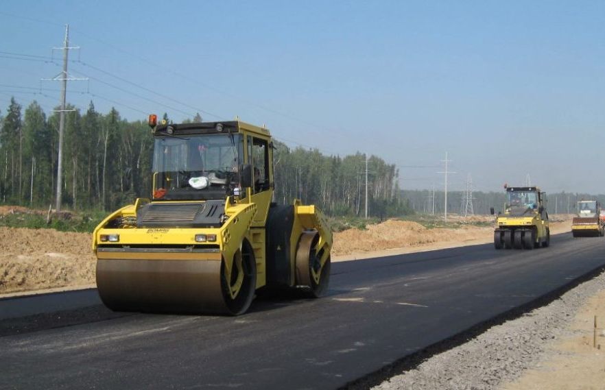 На реконструкцию дороги в Дмитровском районе выдадут авансом 79 млн рублей