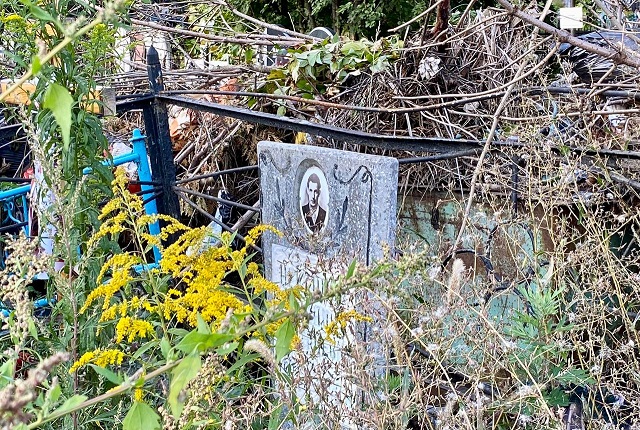Орловская ритуальная служба отдала содержание кладбищ на субподряд