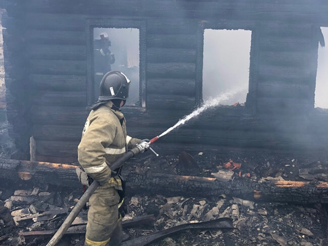 Сегодня в Орловской области сгорел жилой дом