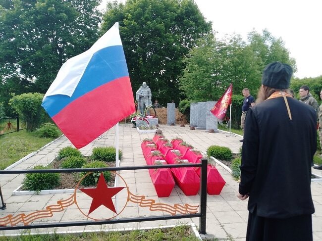 На Орловщине перезахоронили 13 защитников Отечества