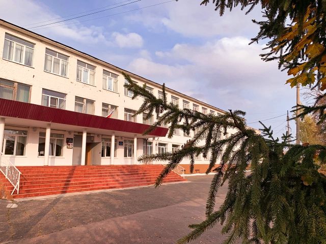 Орловщина получила деньги на ремонт школы 15