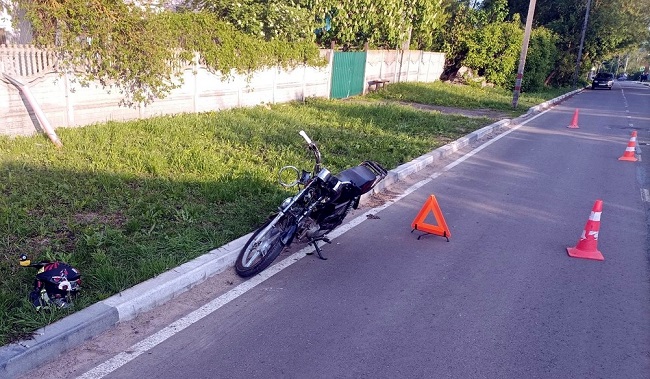 Под Орлом 17-летний мотоциклист-нелегал сбил 51-летнего пешехода