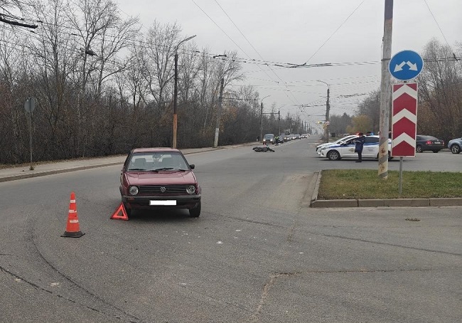 В Орле после ДТП госпитализировали мотоциклиста